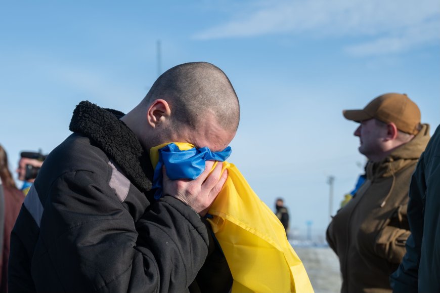 Λονδίνο: Η Μόσχα στρατολογεί ξένους με 2.200 δολ. το μήνα για τα «ειδικά τμήματα» στην Ουκρανία