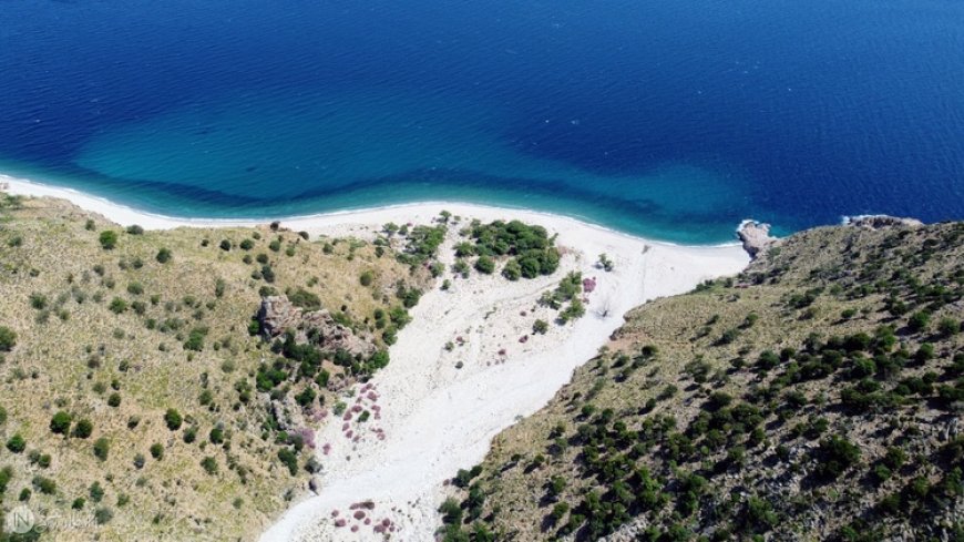 Σαμοθράκη: Στη λίστα με τις 198 «απάτητες παραλίες» τρεις παραλίες