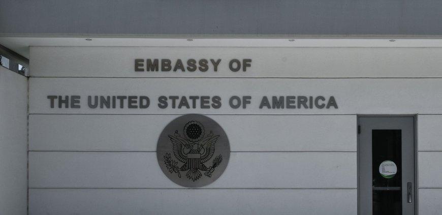 Ρουβίκωνας Πρεσβεία ΗΠΑ: Οι Αρχές προχώρησαν σε προσαγωγές
