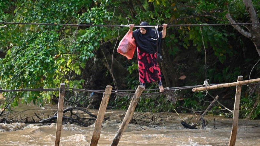 Ινδονησία πλημμύρες: Στους 15 οι νεκροί στο Νότιο Σουλαουέζι