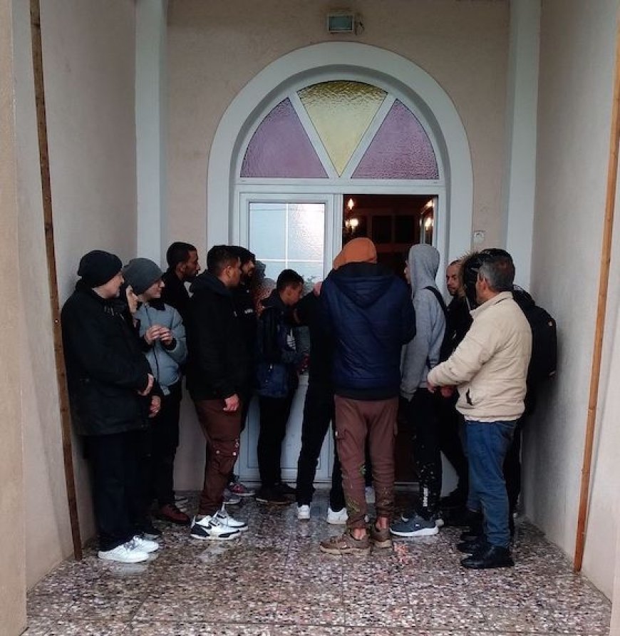 Παράνομοι μετανάστες βρήκαν καταφύγιο στην εκκλησία του Διλόφου Έβρου